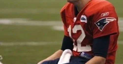 The GOAT's Deepest Regret? Tom Brady Admits 'Stake Through the Heart' After Gisele Divorce Jokes Hit Home!