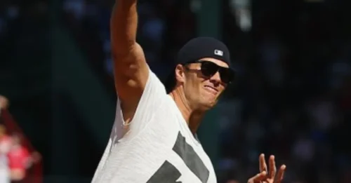 SHOCKING TRUTH: Tom Brady Was Almost an MLB Star! Here's Why He Chose Football!