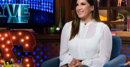 She’s Over 50 But Looks 30 – Jacqueline Laurita’s Dress Has Everyone Talking!