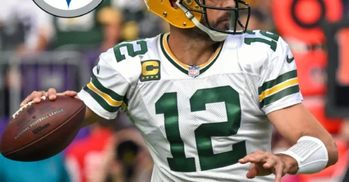 Aaron Rodgers wears a Steelers jersey - Rodgers is now the enemy, and the fateful matchup has been scheduled!