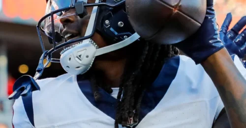 Patriots Quietly Pursue Former Pro Bowl CB - A Beast That Makes AFC Rivals Wary!
