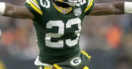 BREAKING: The Eagles are secretly negotiating to land superstar Jaire Alexander!