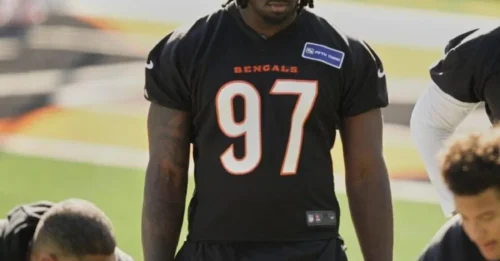 3 shocking factors the 49ers could use to convince the Bengals to part with Shemar Stewart!