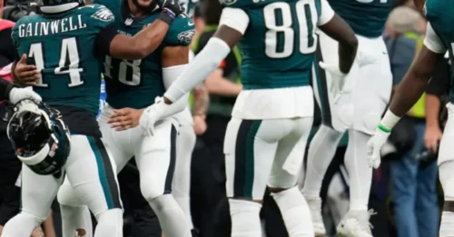 NFL World Stunned as Panthers Emerge as Surprise Suitor for Eagles’ Top Defensive Back!