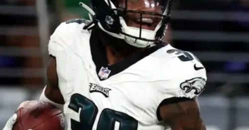 Eagles' 23-Year-Old Cornerback Headed to Packers in Stunning Midseason Move!