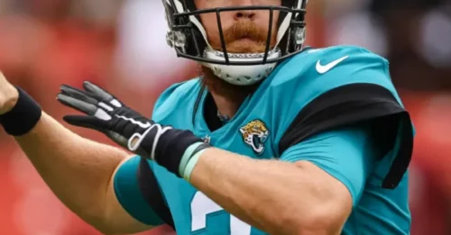 Patriots quietly pursue 6'2