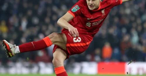 Liverpool defender SHOCKED as Wrexham makes bold transfer move – this could change everything!