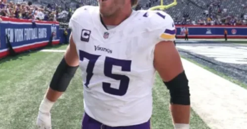 No debate needed: This is why the Vikings MUST spend $92.5 million to keep him immediately!