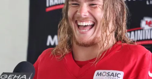 Chiefs Shock Fans by Axing Beloved Star Despite Bold Offseason Plans