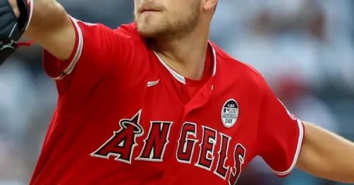 MLB World Stunned as Yankees Secretly Pursue Angels’ Top Left-Handed Pitcher!