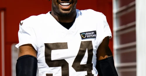 The free agent market just got rocked – the 49ers have snagged a 