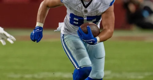 Fans shocked by Cowboys star’s ‘torture-like handshake’ with archrival