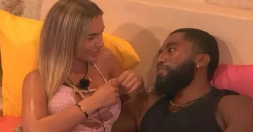 Love Island just witnessed a shocking return from Megan and Remell after being dumped from the villa!