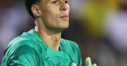 £5 million for a goalkeeper once the world's most expensive – is Chelsea offloading or Arsenal getting lucky?