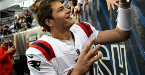 Drake Maye is doing the unthinkable, completely changing the Patriots coach's mindset – and here's why fans are absolutely shocked!