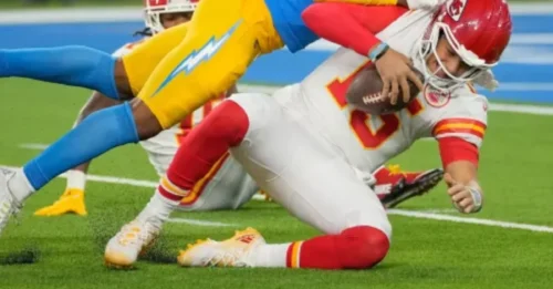 Lightning Strikes Kansas! The Shocking Reason the Chiefs Will Fall in the AFC West and Shake Up the Entire NFL!