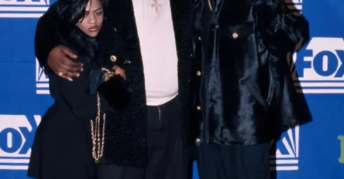 Nueva demanda contra Sean 'Diddy' Combs afirma que el rapero caído en desgracia se masturbó en la camiseta de Notorious BIG