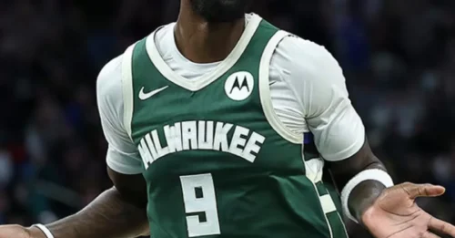 A bold move: The Lakers are quietly negotiating with a former 