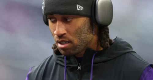 Packers quietly negotiating with former DPOY - Secondary set to become a 'steel wall'!