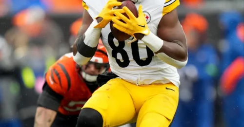 COWBOYS' SECRET WEAPON: 'Tank-Mode' Tight End Nearing Deal – Jerry Jones Pulls Off Another Stunner