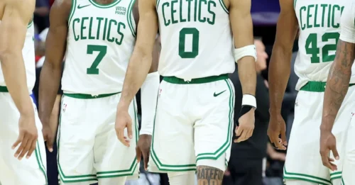 Reuniting Celtics Duo, Warriors Go All-In on Season with Two Sharpshooting Veterans Hitting 44% from Deep!