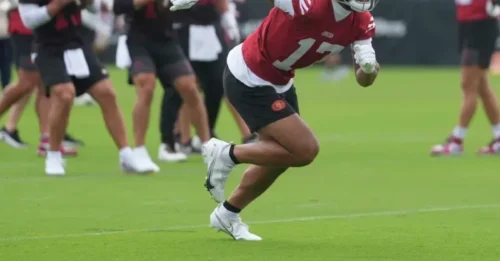 49ers practice report: Rookie WR Jordan Watkins shows off 4.37 speed in pads