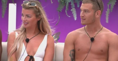 Shocking Backstab? Helena's Family Jokes with Harry RIGHT AFTER Their Brutal Breakup!