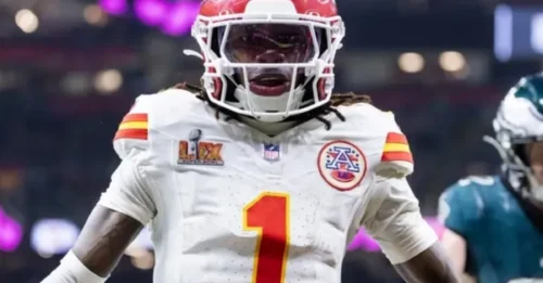 BREAKING: Chiefs’ Rookie Star Xavier Worthy Suffers Scary Injury – Team Scrambles for Replacements!