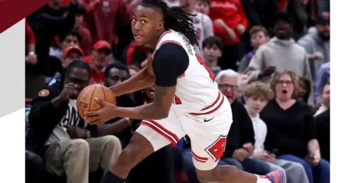Ayo Dosunmu is STUNNED back on the court—and making an impact—just 5 months after major shoulder surgery!