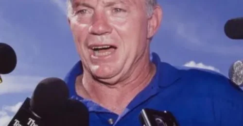 Jerry Jones' Circus Strikes Again: Micah Parsons Drama Just Latest Cowboys Headline Machine at Work!