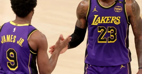 BREAKING: Lakers PULL OFF UNTHINKABLE TRADE—LeBron and Bronny to Spurs for $135M megastar in a deal NOBODY saw coming!