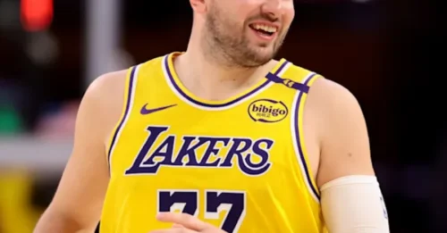 Luka Doncic’s Shocking Move: Lakers Land Unexpected Gift This Offseason – No One Saw This Coming!