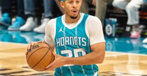 NBA FREE AGENCY BOMBSHELL! – Warriors' Shocking Pursuit of Malcolm Brogdon and Seth Curry Revealed!