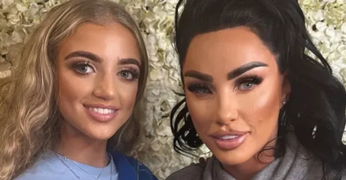 NEW SCANDAL: Katie Price accused of being 'TWO-FACED' after surprise appearance!
