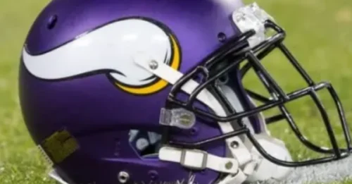 Vikings Lose 2 Key Linemen in Just 1 Preseason Game — Emergency Signing Brings in Rookie With 51 Career Starts!