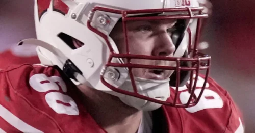 VIKINGS’ BRUTAL CUT: Rookie Sensation Leaves Coaches with Impossible Choice!