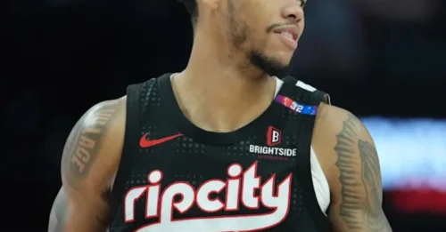 WARRIORS' UNTHINKABLE GAMBLE: Golden State Trades COVETED Superstar to Celtics for Anfernee Simons Package - Fans STUNNED