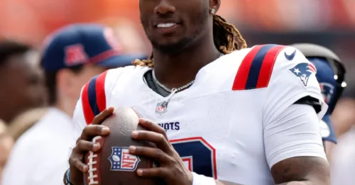 COWBOYS' STUNNING QB PURGE: Dallas Ready to Axe Polarizing Giant for NCAA Record-Holder