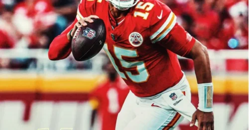 Patrick Mahomes Unleashes in Preseason Finale, Taking Three Drives in Unprecedented Chiefs Move.