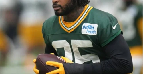Domino Effect of Desperation: Hobbs' Devastating Injury Forces Packers into Ruthless, Roster-Shaking Moves.