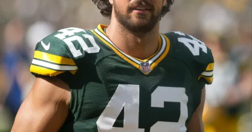 Packers Stun NFL with Major Extension: A Surprising 3-Year Deal Finalized Minutes Before Releasing 53-Man Roster