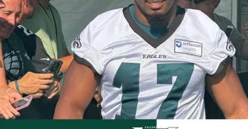 Eagles Are Covering Up Three Devastating Injuries That Could Sideline Nakobe Dean
