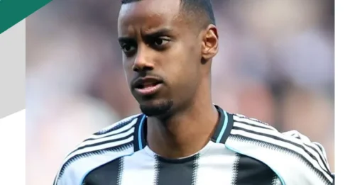 Anfield Blockbuster: Alexander Isak's Transfer Deal Faces Major Hurdle from Arne Slot Himself.