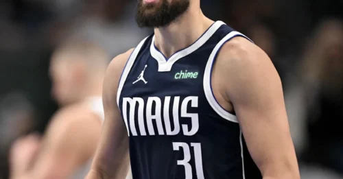 Klay Thompson Cuts Ties With the Past: Bold Move With the Mavericks Shows He’s Ready to Erase the ‘Warrior for Life’ Label
