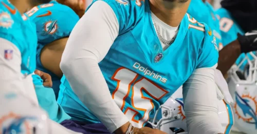 “Don’t Roll the Dice”: Analyst Says Cowboys Need Dolphins’ Pass-Rushing Star Before It’s Too Late
