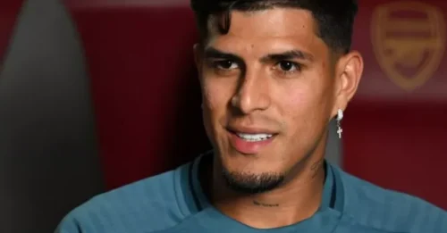 Transfer Turmoil: Arsenal Reeling as International Snag Puts Blockbuster Piero Hincapie Debut on Ice.