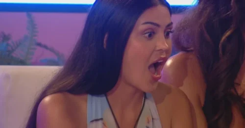 Emma Munro’s New Lover Is a Male Star Who Took Villa Season 10 by Storm