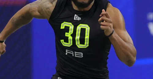Roster Chaos: Packers Stun Fans by Cutting Israel Abanikanda in Favor of 2022 Fourth-Round Pick