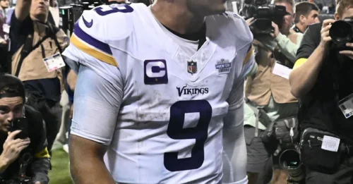 Coach O'Connell's 'explosive' halftime message to McCarthy sparks Vikings' 'wild' comeback.