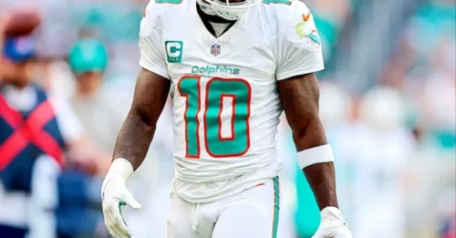 CHIEFS KINGDOM IN UPROAR: Front Office Makes SHOCKING Final Call on Tyreek Hill Trade Rumors.